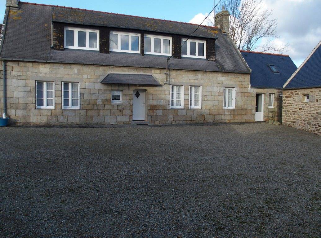 Loue l'été charmante longère bretonne in Plozévet, Côte de Cornouaille