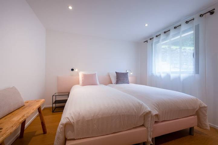 Gîte pour 3 personnes, avec jardin dans Talloires-Montmin - 3