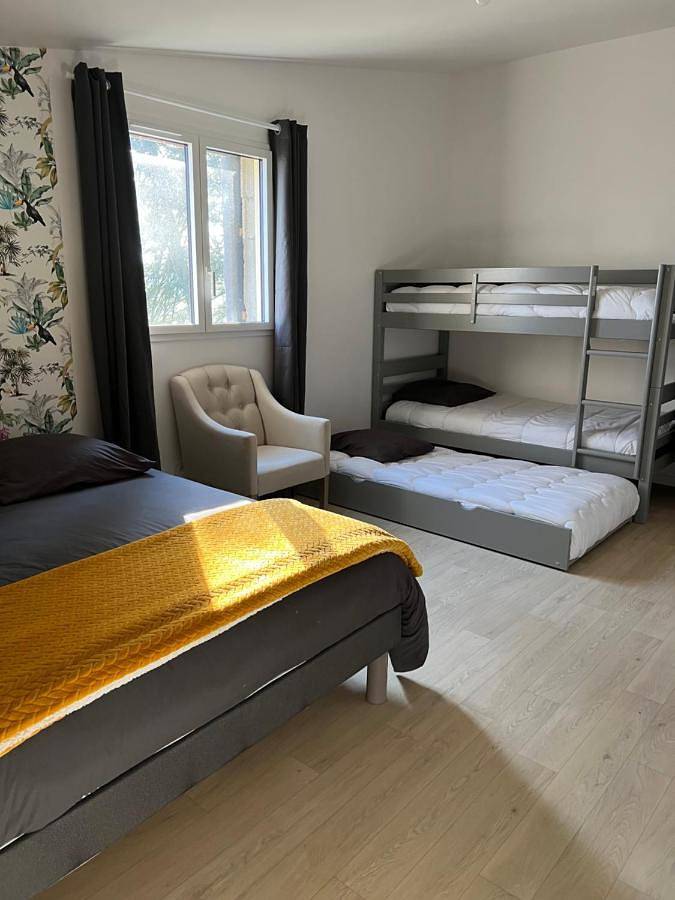 Chambre d’hôte pour 2 personnes, avec jardin ainsi que vue et terrasse dans Sèvremont - 3