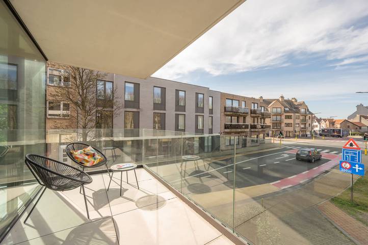 Apartamento entero, Sunlit Terrace Apt, Steps to Beach, Knokke-Heist in Duinbergen, Knokke-Heist