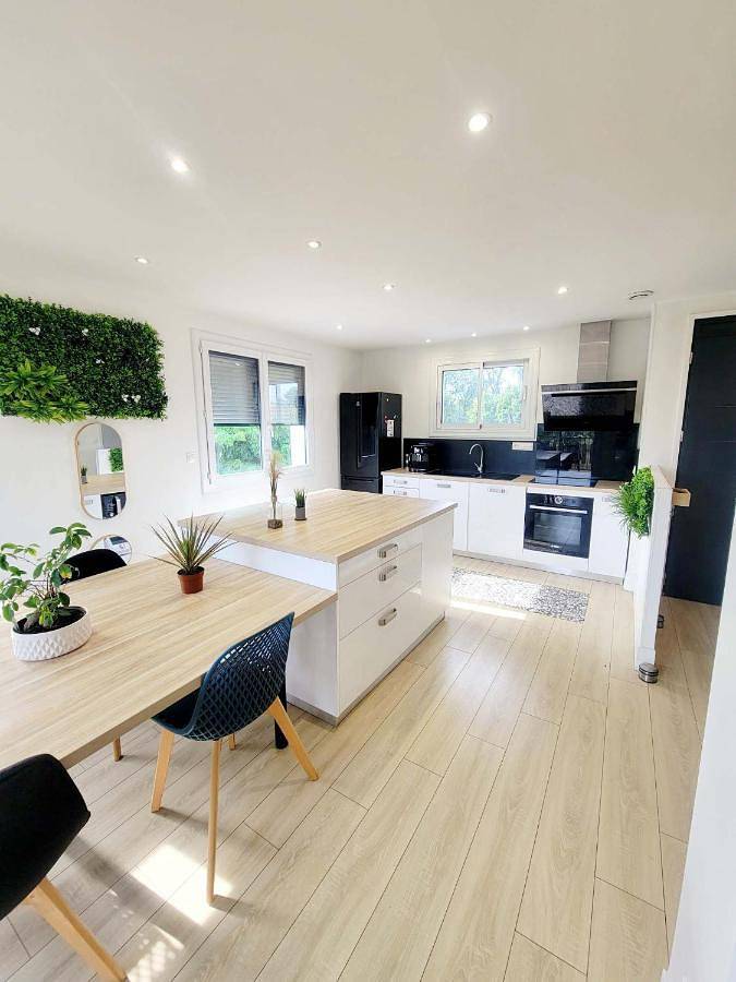 Villa pour 5 personnes, avec piscine ainsi que jardin et vue - 1