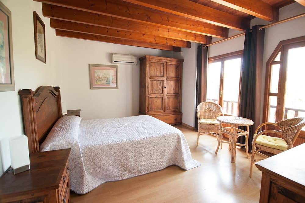 Elegante villa ibicenca con piscina in Sant Antoni de Portmany, Ibiza Oeste