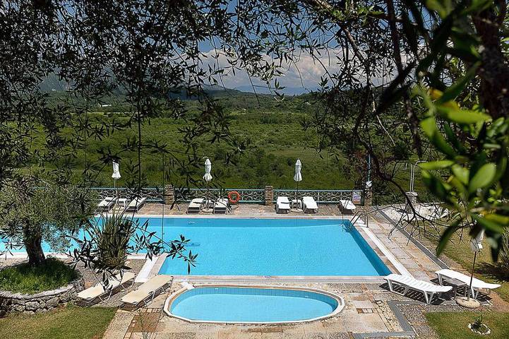 Bungalow für 5 Personen, mit Garten und Pool sowie Balkon auf Korfu - 3