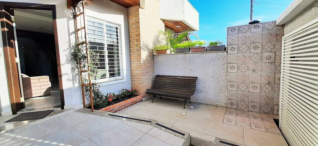 Haus mit 4 Zimmern in Bombinhas in Bombinhas, Litoral Catarinense