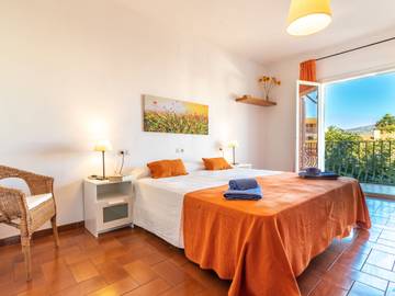 Maison De Vacances pour 10 Personnes dans Castelló d'Empúries, Costa Brava, Photo 2