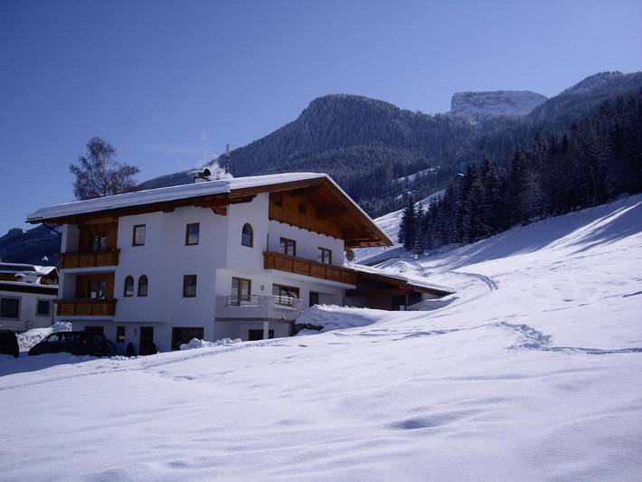 Ferienwohnung für 5 Personen, mit Ausblick und Terrasse - 1