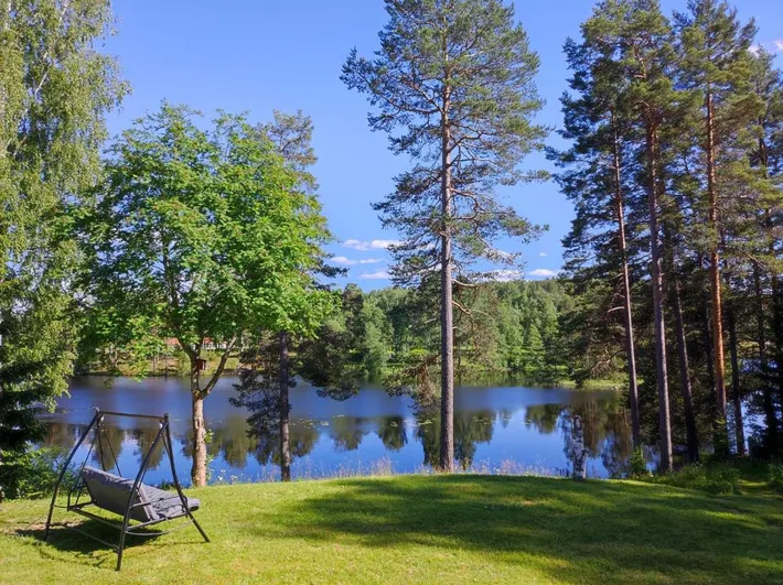 Ferienwohnung für 4 Personen, mit Garten und Ausblick sowie Seeblick und Sauna - 1