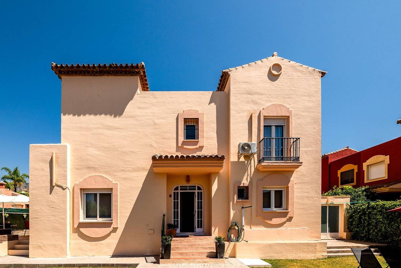 Villa 'Casa Bellavista 25' com Piscina Privada, Wi-Fi e Ar Condicionado in Las Chapas, Marbella