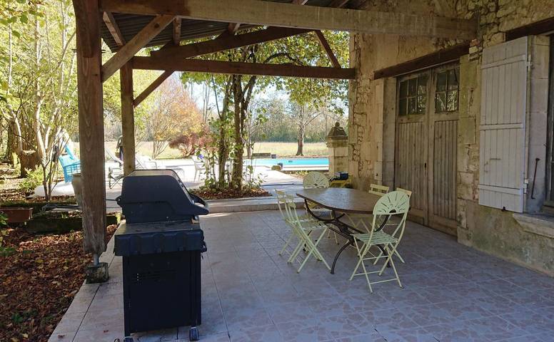 Chambre d’hôte pour 4 personnes, avec jardin et piscine en Charente - 3