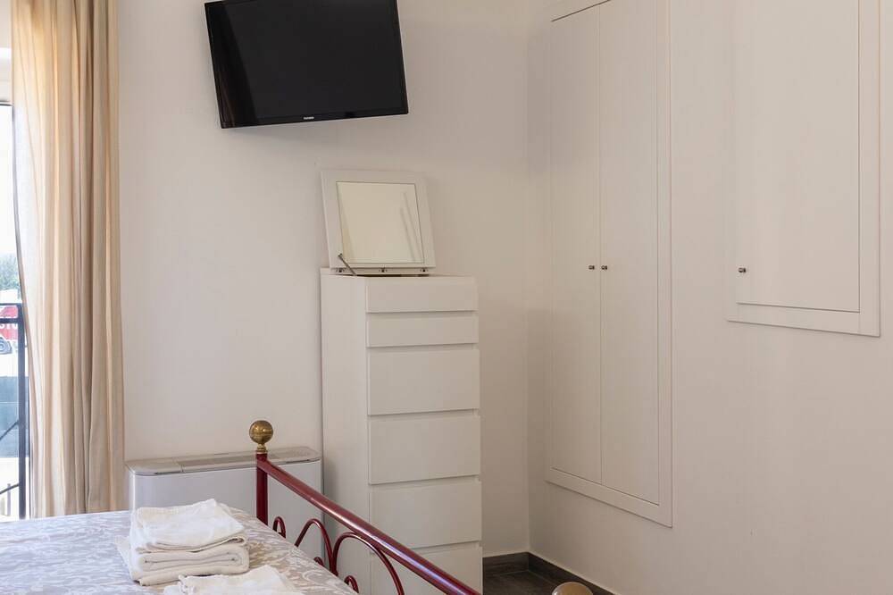 Entire apartment, Casa Faubert civitanova marche, 20 mt from the sea, pets allowed. in Fontespina, Adriatic Coast Marken