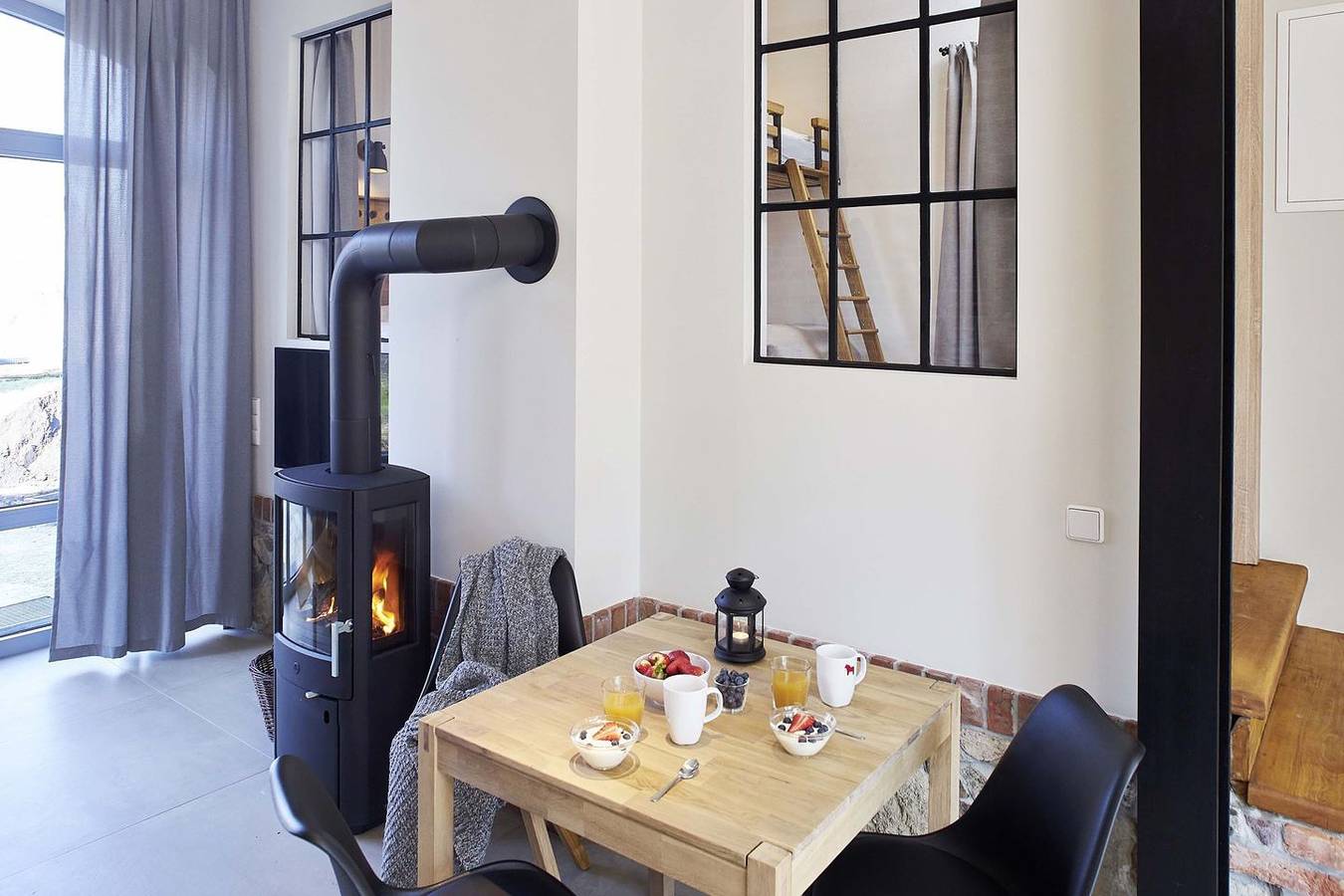 Ganze Wohnung, Tenne mit 36 m²  für 2+1 kleinere Pers., 1 Doppelzimmer mit Hochbett 180x80 cm in Görzig, Rietz-Neuendorf