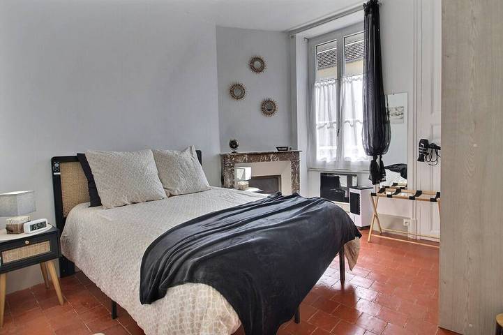 Gîte pour 2 personnes, avec jardin et terrasse, animaux acceptés à Saint-Honoré-les-Bains - 3