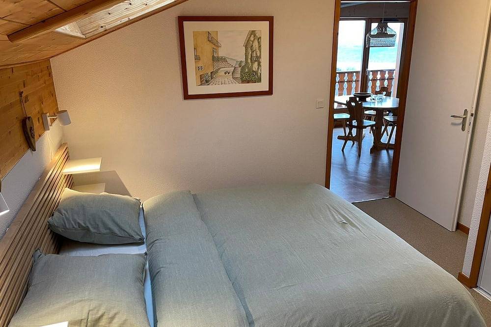Apartamento entero, Apartment for 6 persons with magnificant lake view.  in Thollon-les-Mémises, Thonon-les-Bains region