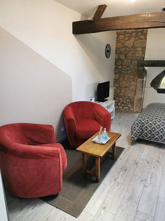 Chambre d’hôte pour 2 personnes, avec jardin dans les Deux-Sèvres - 4