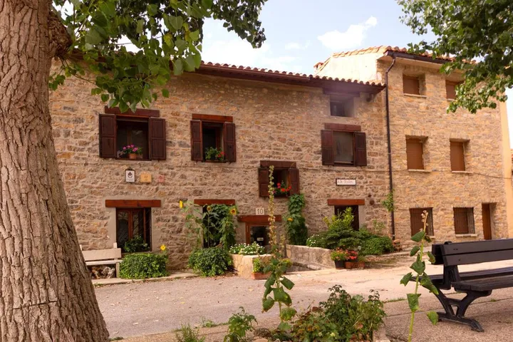 Casa rural para 6 personas, con balcón y vistas - 1