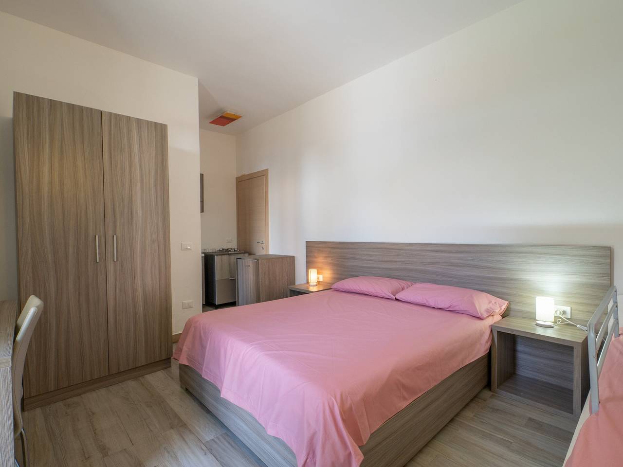 Appartamento intero, Appartamento 'Monolocale Petraroli Int Sx' con Giardino in Comune e Aria Condizionata in Porto Cesareo, Golfo di Taranto