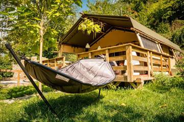 Cottage pour 4 personnes, avec bassin pour enfant ainsi que piscine et jardin à Apricale