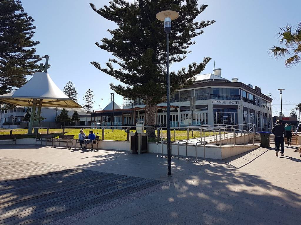 Ganze Wohnung, 242 Schritte zum Strand von Grange mit kostenlosem Wlan und Netflix in Adelaide, South Australia