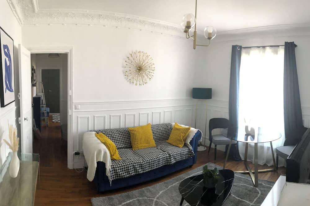 Entire apartment, Chic et Cosy in La Garenne-Colombes, Hauts-de-Seine