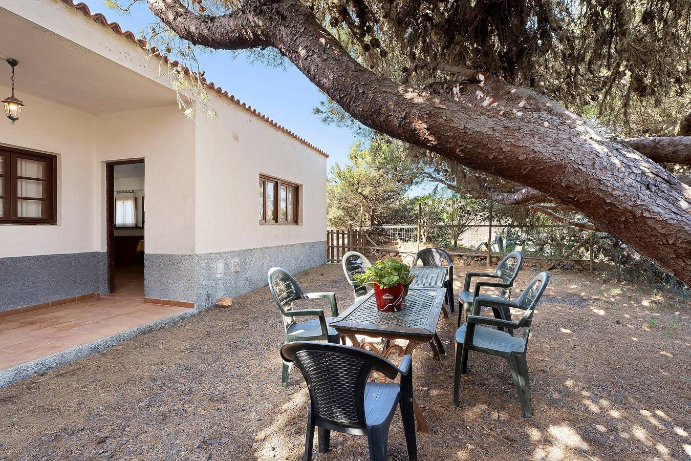 Ferienhaus 'Casa Epina' mit Bergblick und privater Terrasse in Epina, Vallehermoso