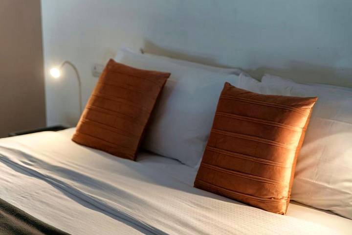 Ferienwohnung für 2 Personen, mit Balkon und Whirlpool sowie Terrasse und Garten beim Oktoberfest - 4