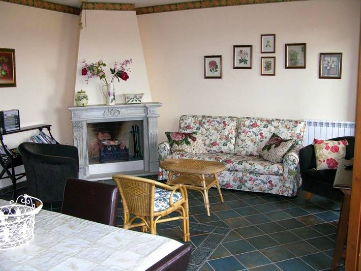 Gîte pour 4 personnes, avec piscine ainsi que terrasse et vue à Tuoro sul Trasimeno - 4