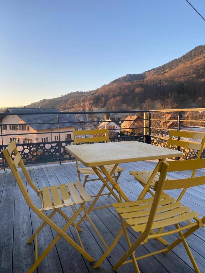 Appartement de vacances pour 6 personnes, avec Terrasse ainsi que Jardin et Vue à Thannenkirch
