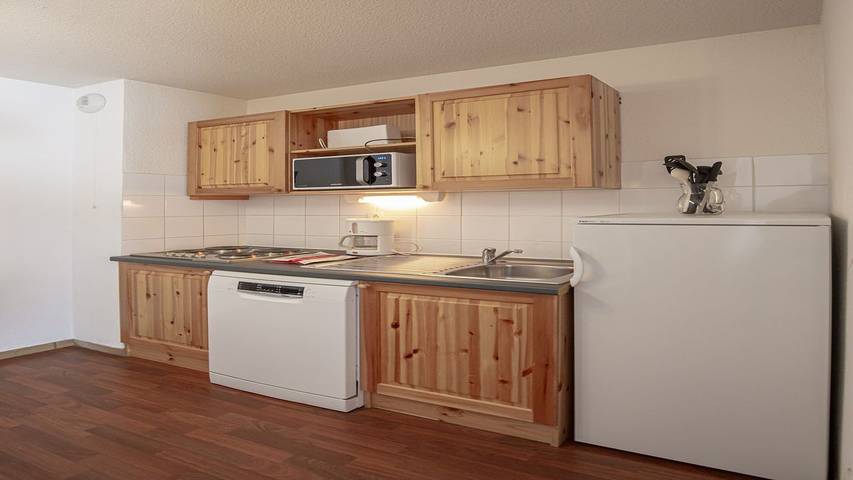 Chalet pour 7 personnes, avec balcon dans Valfréjus - 2