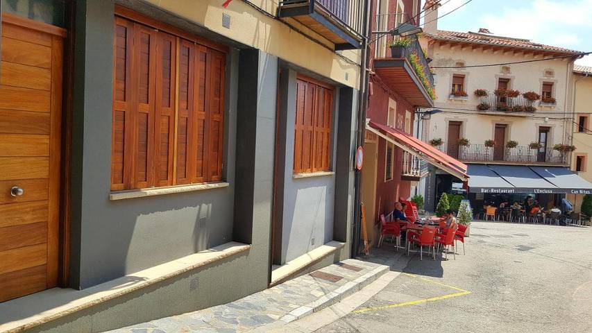 Gîte pour 4 personnes, avec terrasse et piscine à Molló - 3