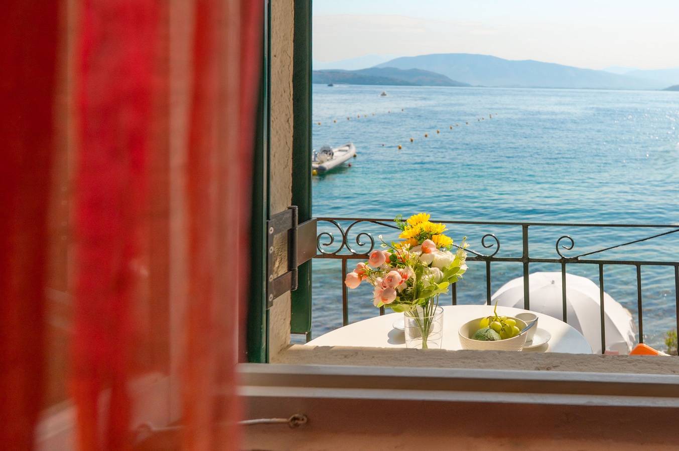 Appartement entier, Appartement de vacances pour 5 personnes avec balcon in Corfou