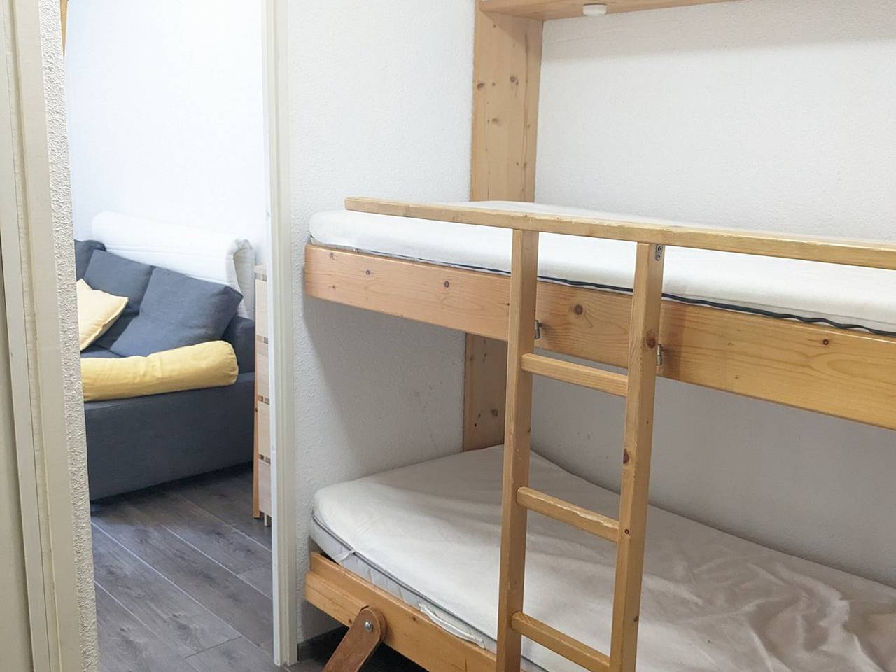 Apartamento entero, Encantador estudio cabina 4 pers, balcón a pie de pistas in Prapoutel, Les Adrets