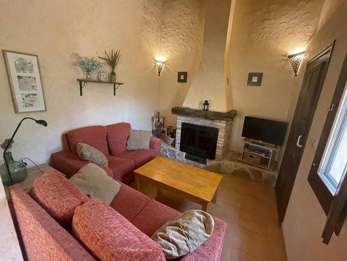 Casa rural para 4 personas, con piscina además de vistas y jardín, Se admiten mascotas en Blanca - 4