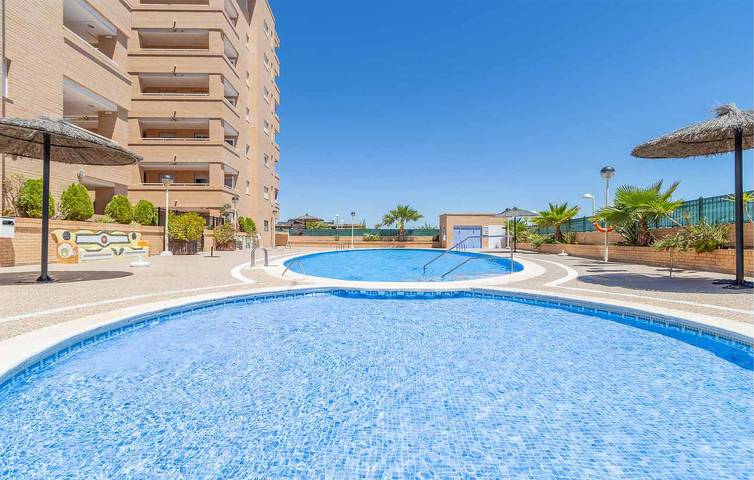 Casa de férias para 6 pessoas, com Terraço e Piscina em Cabanes