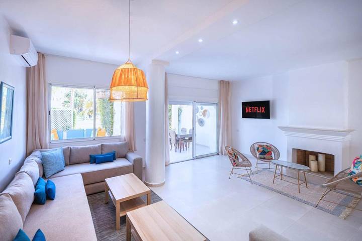 Casa de vacaciones para 8 personas, con piscina además de jardín y terraza - 1