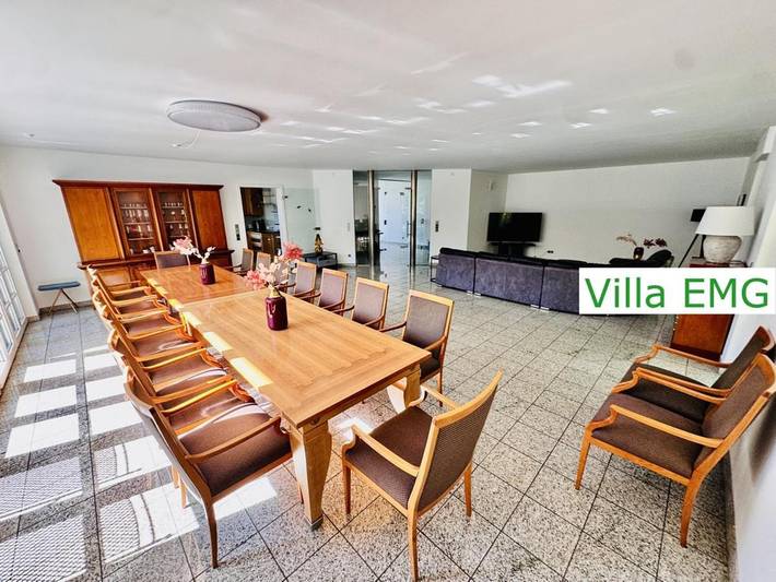 Ferienhaus für 23 Personen, mit Terrasse und Garten sowie Pool in Gelsenkirchen - 4