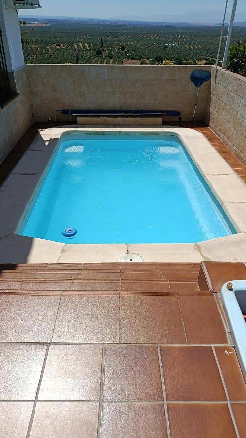 Casa rural para 4 personas, con Balcón y Terraza además de Jardín y Piscina en Baños de la Encina