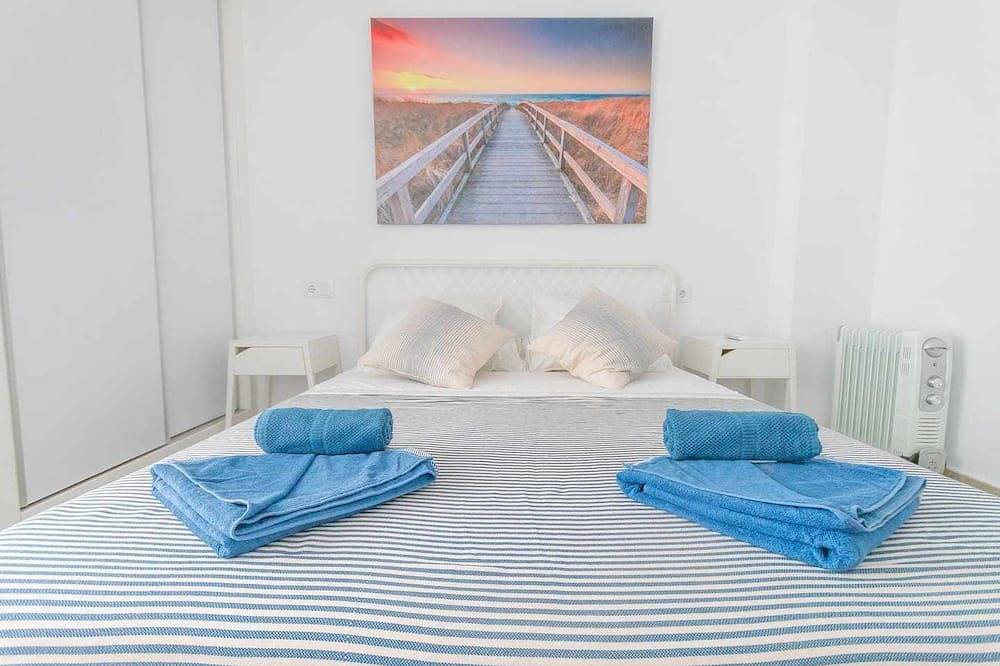 Ganze Wohnung, Suncastle Lovely Attic! in El Barrio, Alicante