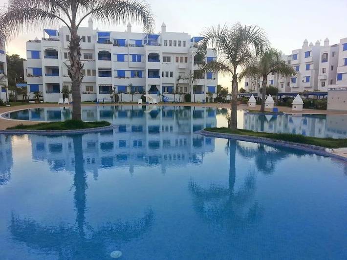 Apartamento de vacaciones para 6 personas, con jardín y terraza además de vistas y piscina - 1