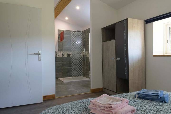 Location de vacances pour 6 personnes, avec piscine ainsi que jardin et vue à Fontcouverte - 3