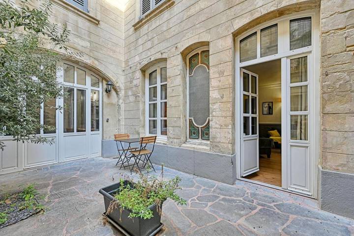 Gîte pour 4 personnes, avec terrasse, animaux acceptés dans Palais des Papes - 3