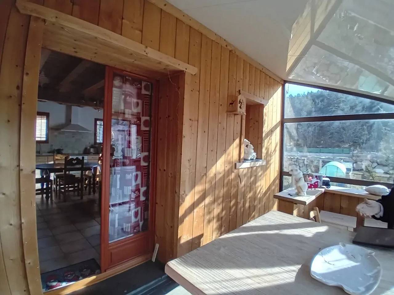 Modern Chalet in Formiguères with 80 m² Terrace in Formiguères, Prades region