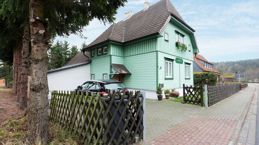 Ferienhaus für 8 Personen, mit Pool und Terrasse sowie Garten und Sauna, mit Haustier - 1