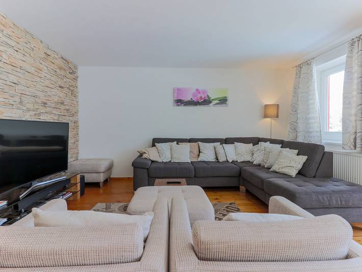 Ferienhaus für 8 Personen, mit Balkon und Terrasse sowie Garten und Sauna in Krimml
