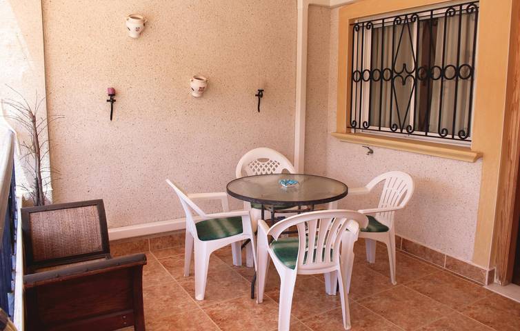 Appartamento per 4 persone, con Terrazza a Punta Prima (Alicante)