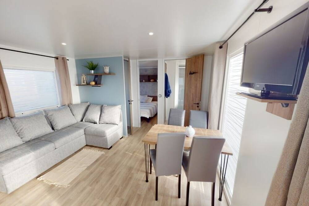 Mobil Home 4/6 Personnes à 500m de la Plage in Seignosse, Dax region