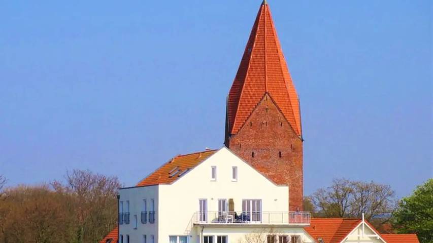 Ferienhaus mit Meerblick für 8 Personen, mit Pool und Balkon sowie Sauna in Rerik