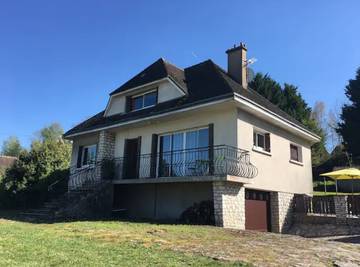 Gîte pour 14 personnes, avec balcon et jardin à Angé