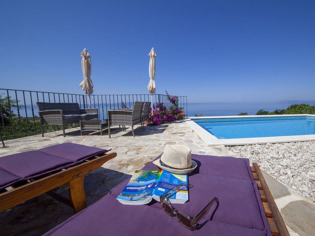 Wunderschöne Steinvilla mit tollem Ausblick in Podgora, Rivera de Makarska