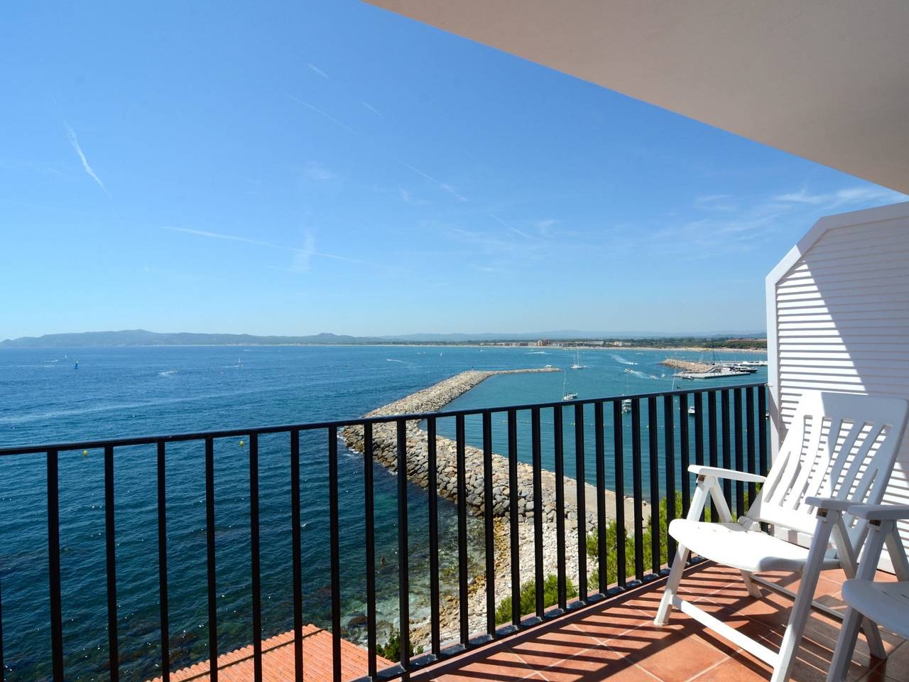 Apartamento entero, Apartamento frente al mar en L'Estartit, 2 dormitorios, 4 pers. in L' Estartit, Torroella de Montgrí