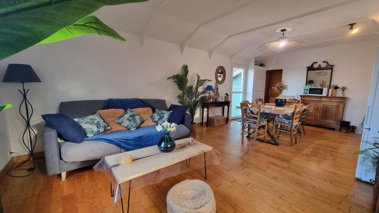 Two-Bedroom House in Hennebont, Côte des Mégalithes